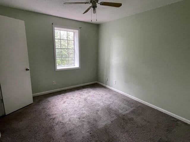 Building Photo - 3882 Parklane Dr