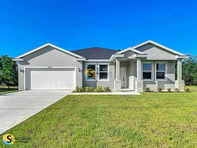 Building Photo - 585 Marion Oaks Pass