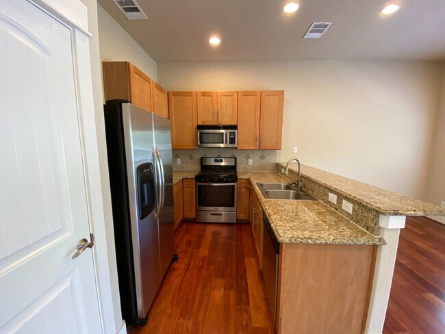 Building Photo - 4514 Depew Ave
