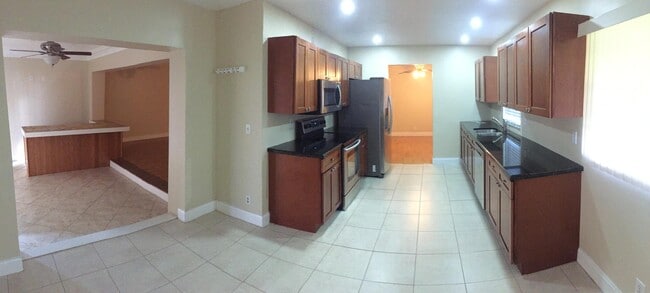 Building Photo - 22447 SW 56th Ave