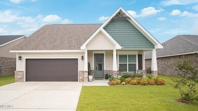 Building Photo - OCEAN SPRINGS SCHOOLS - BEAUTIFUL HOME IN...