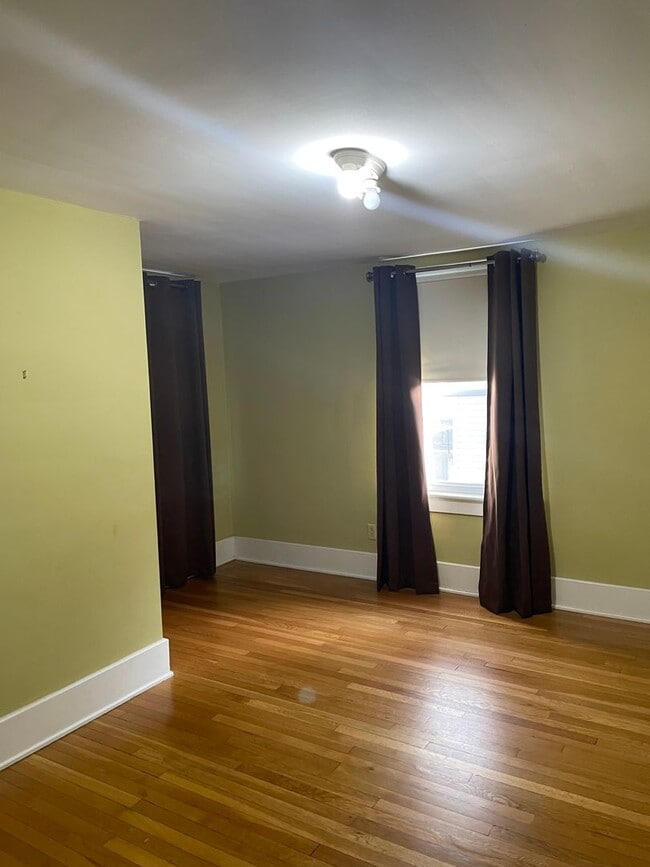 Building Photo - 1737 23rd St