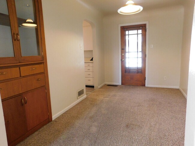 Building Photo - 1346 Texas Ave