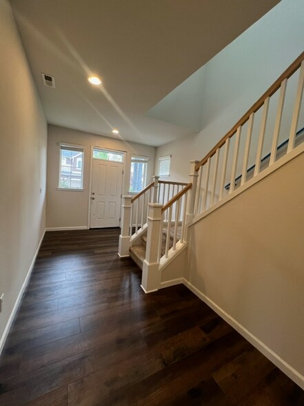 Building Photo - 1917 98th Ave SE