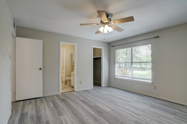 Building Photo - 74 Maple Branch St