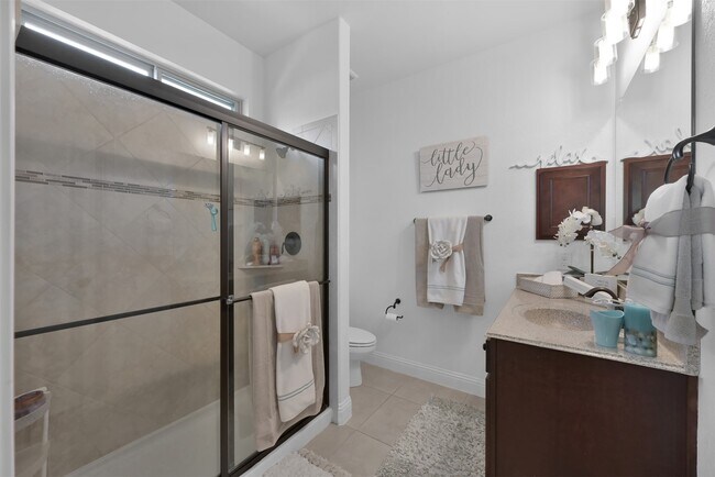 Building Photo - 98 Lindenberry Cir