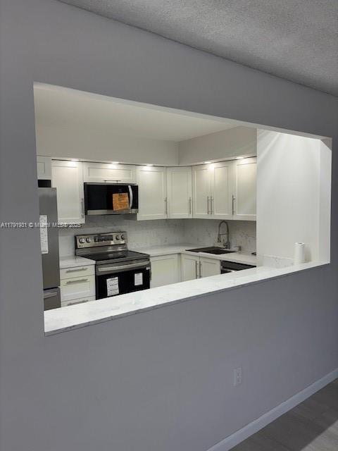 Building Photo - 2801 NE 183rd St