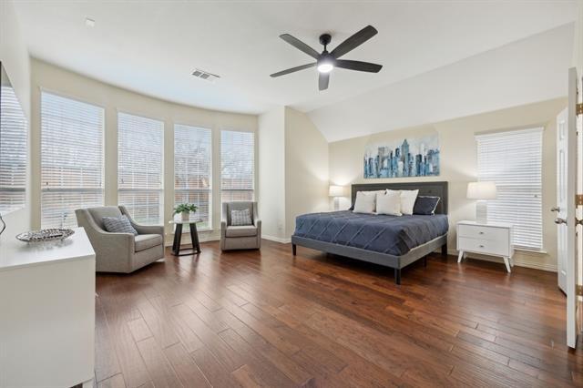 Building Photo - 1261 Golf Club Dr