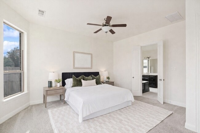 Building Photo - 124 Lavender Ln