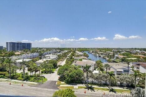 Building Photo - 4511 S Ocean Blvd