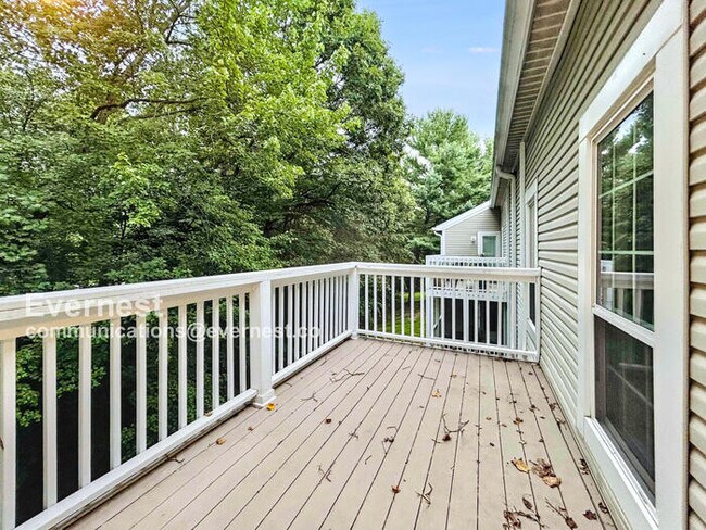 Building Photo - 12170 Cardamom Dr