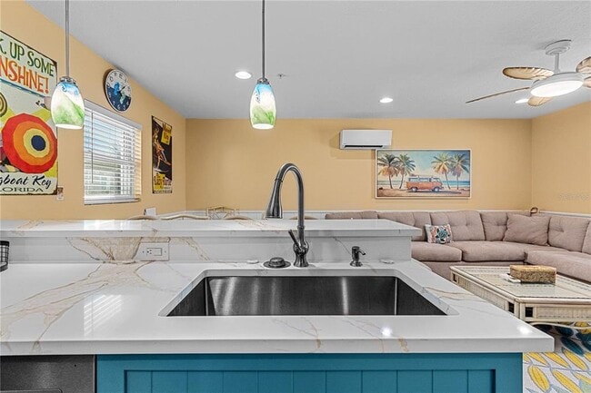 Building Photo - 3740 Gulf of Mexico Dr