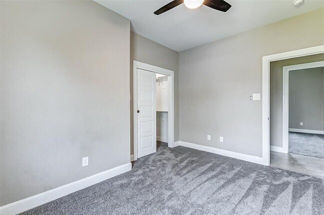 Building Photo - 5854 Southville St