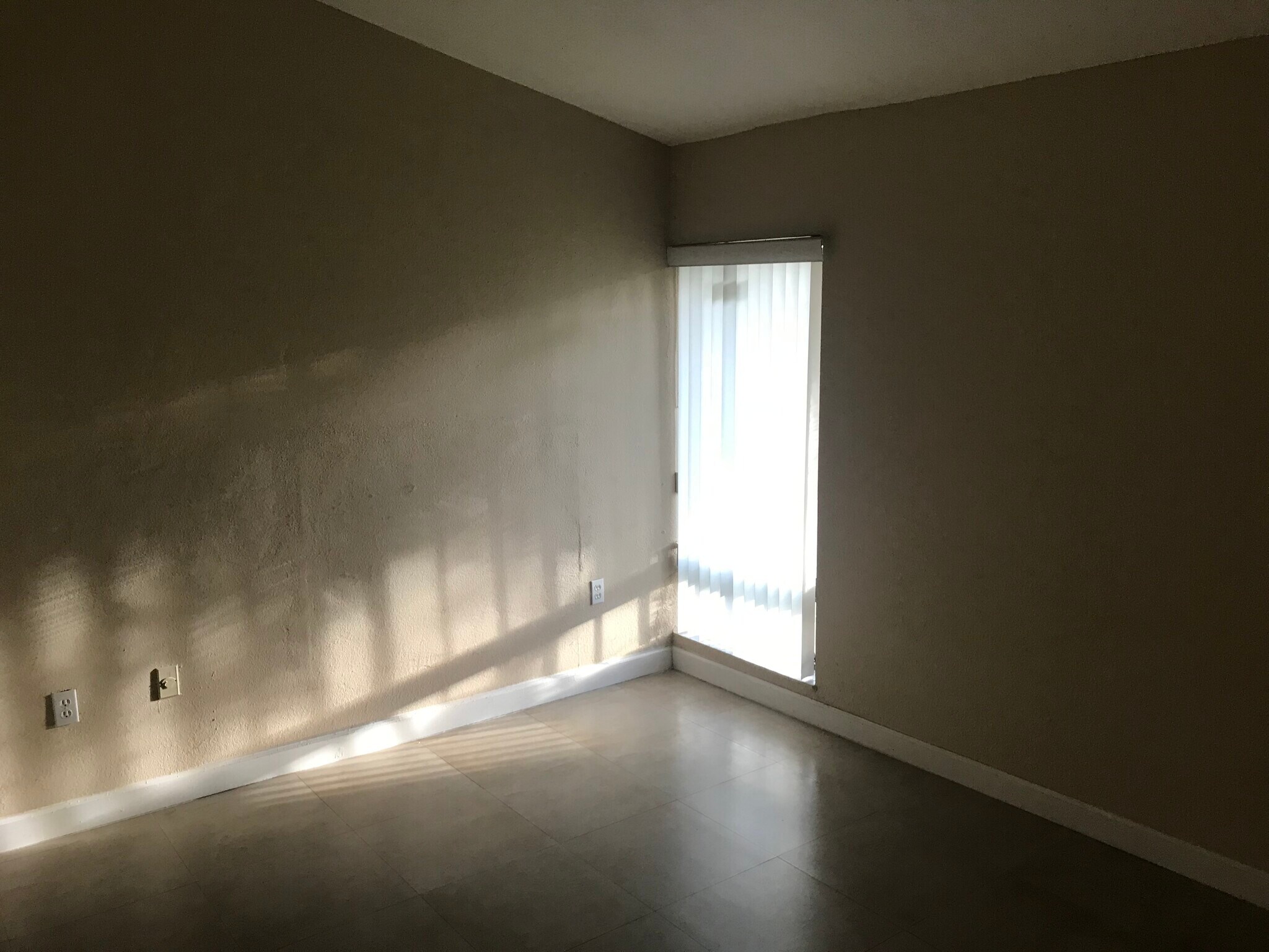 Building Photo - 8371 SW 148th Pl
