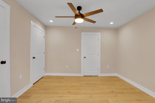 Building Photo - 274 S Alden St