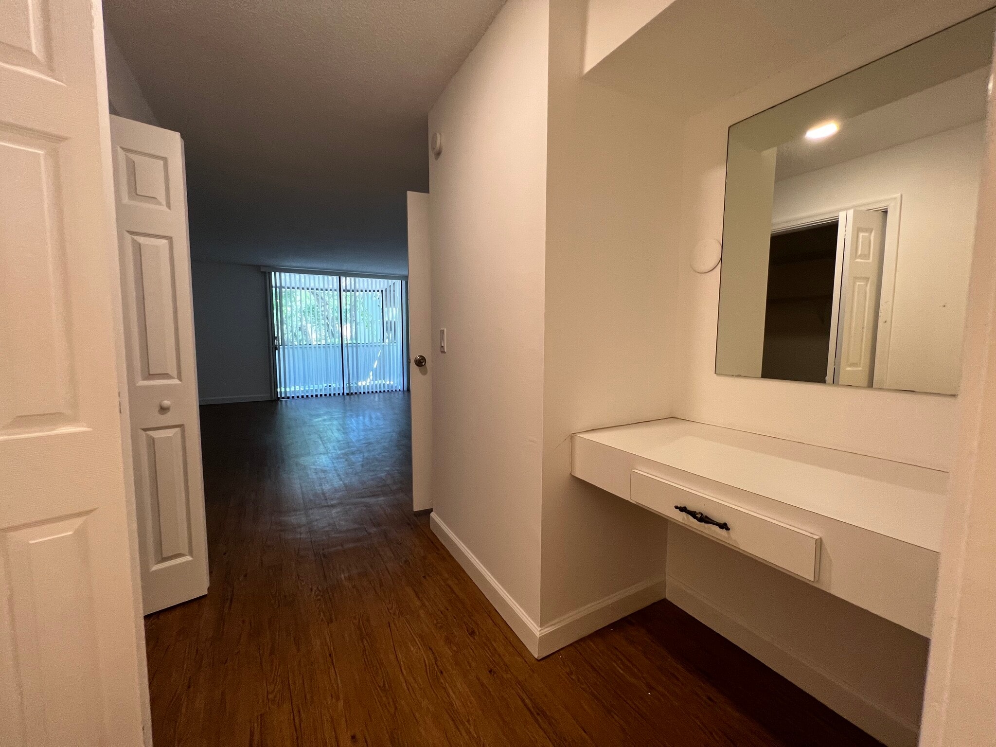 Building Photo - 701 SW 75th St