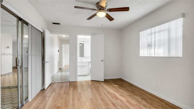 Building Photo - 5102 NW 53rd St