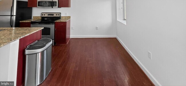 Building Photo - 5405 9th St NW