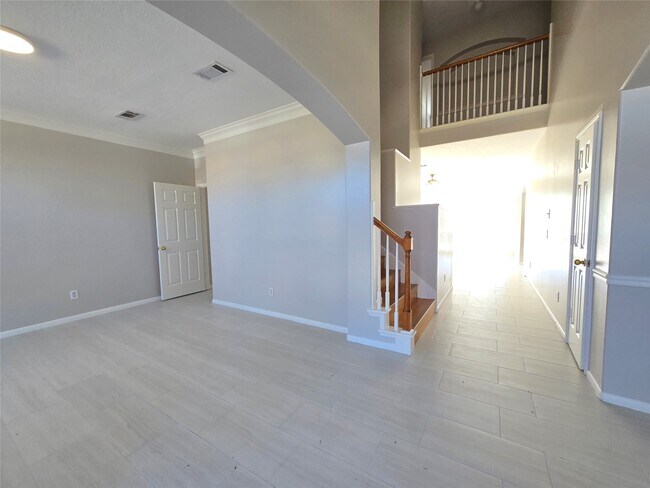 Building Photo - 18819 Harbor Key Cir