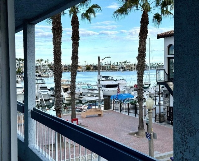 Building Photo - 6150 E Bay Shore Walk