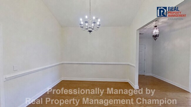 Building Photo - 3BD/2BA home w/vaulted ceilings, fireplace, 2-car garage, deck and fenced backyard