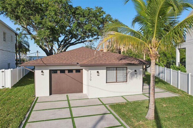 Building Photo - 1739 Bayou Grande Blvd NE