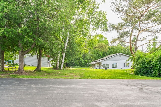 Building Photo - Bayview Terrace North