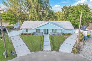 Building Photo - 19150 SW 16th St