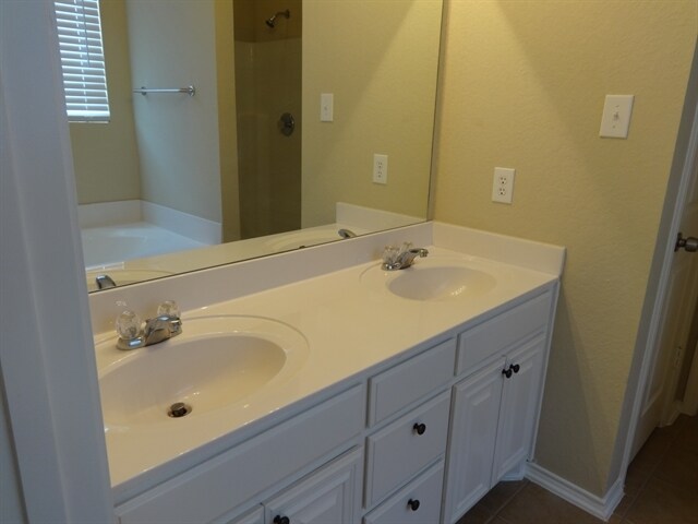 Building Photo - 3903 Southern Blf