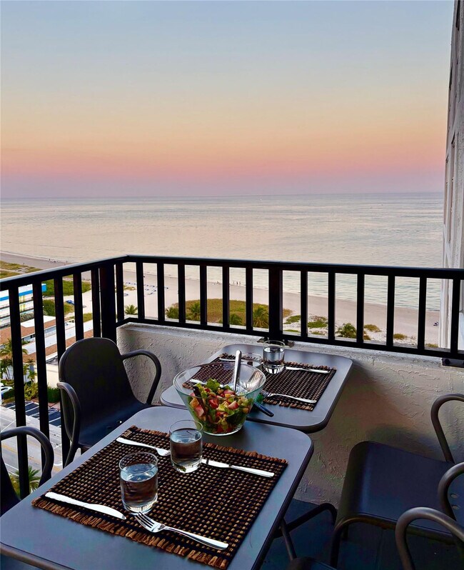 Building Photo - 531 N Ocean Blvd