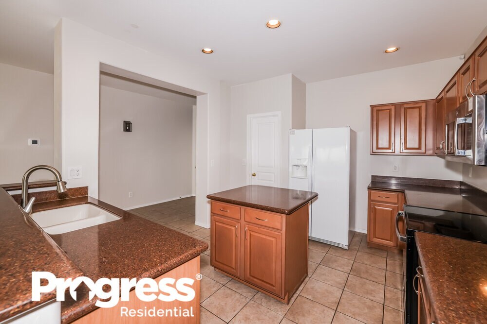 Building Photo - 3761 W Medinah Way