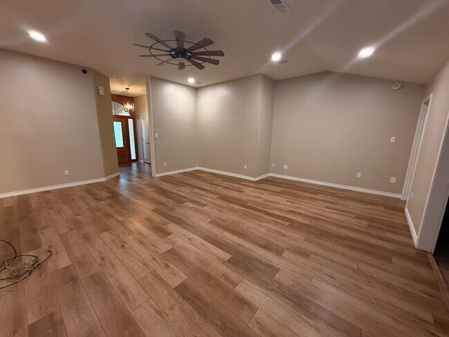 Building Photo - 103 Windmill Cove