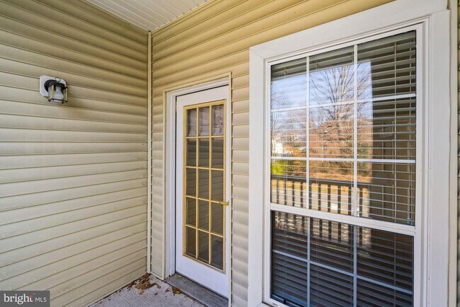 Building Photo - 4561 Strutfield Ln