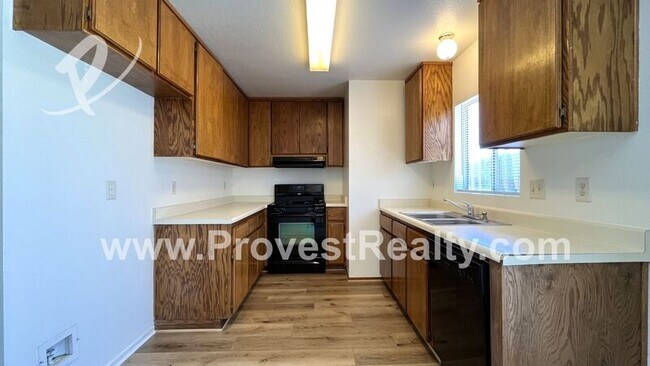 Building Photo - 8914 I Ave