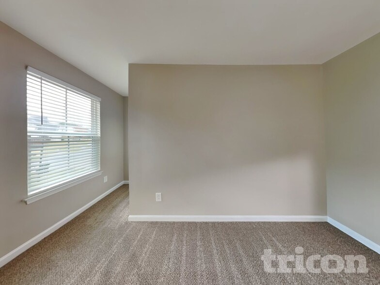 Building Photo - 7690 W Berkeley Rd