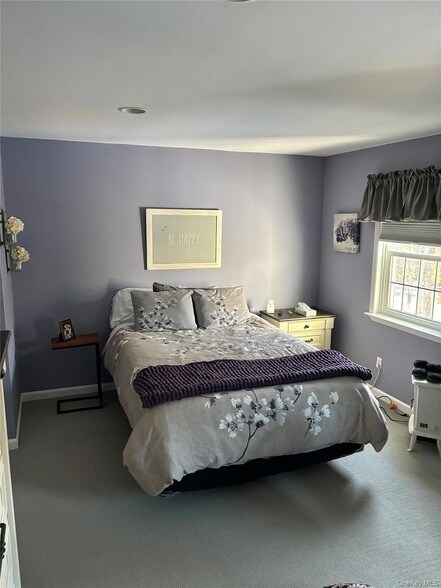 Building Photo - 119 Willow Ct