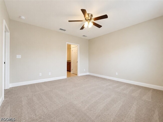 Building Photo - 4109 SW 8th Pl