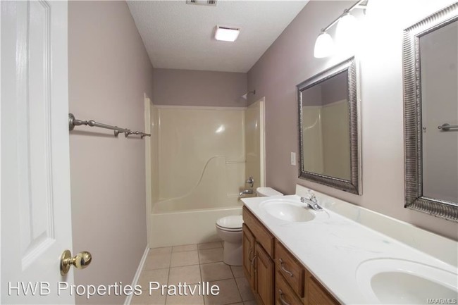 Building Photo - 4 br, 2 bath House - 466 Harvest Loop