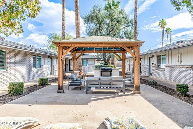 Building Photo - 3011 N 38th St