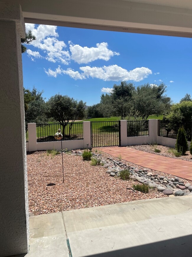 Building Photo - 5675 Hole in 1 Dr