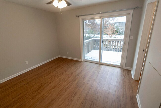 Building Photo - 105 N Garth Ave