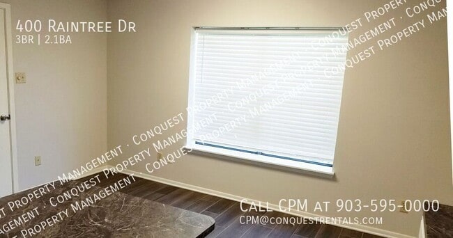 Building Photo - 400 Raintree Dr