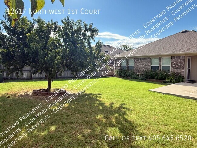 Building Photo - 12617 NW 1st Ct