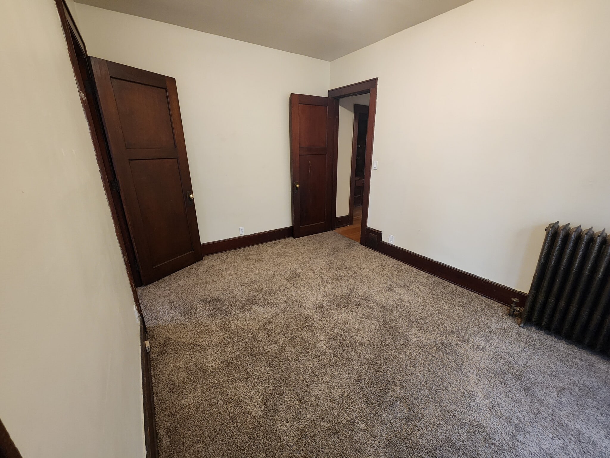Large bedroom 2 (Empty) - 2107 N 51st St