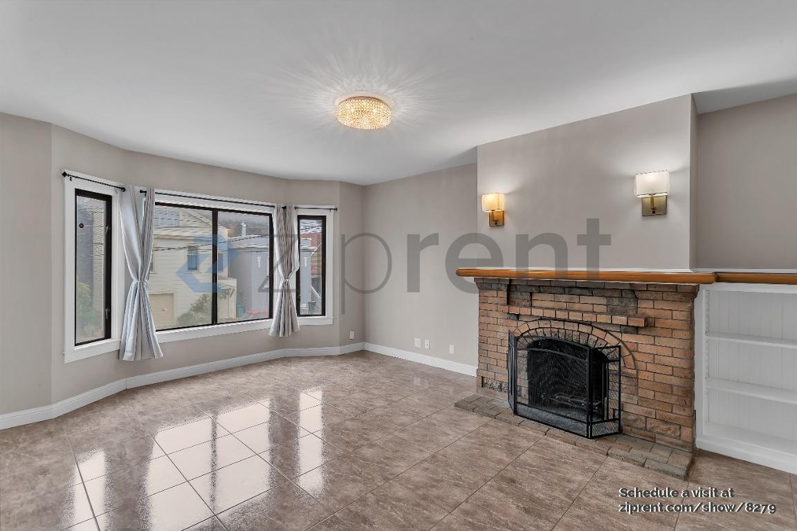 Building Photo - 1527 47th Ave