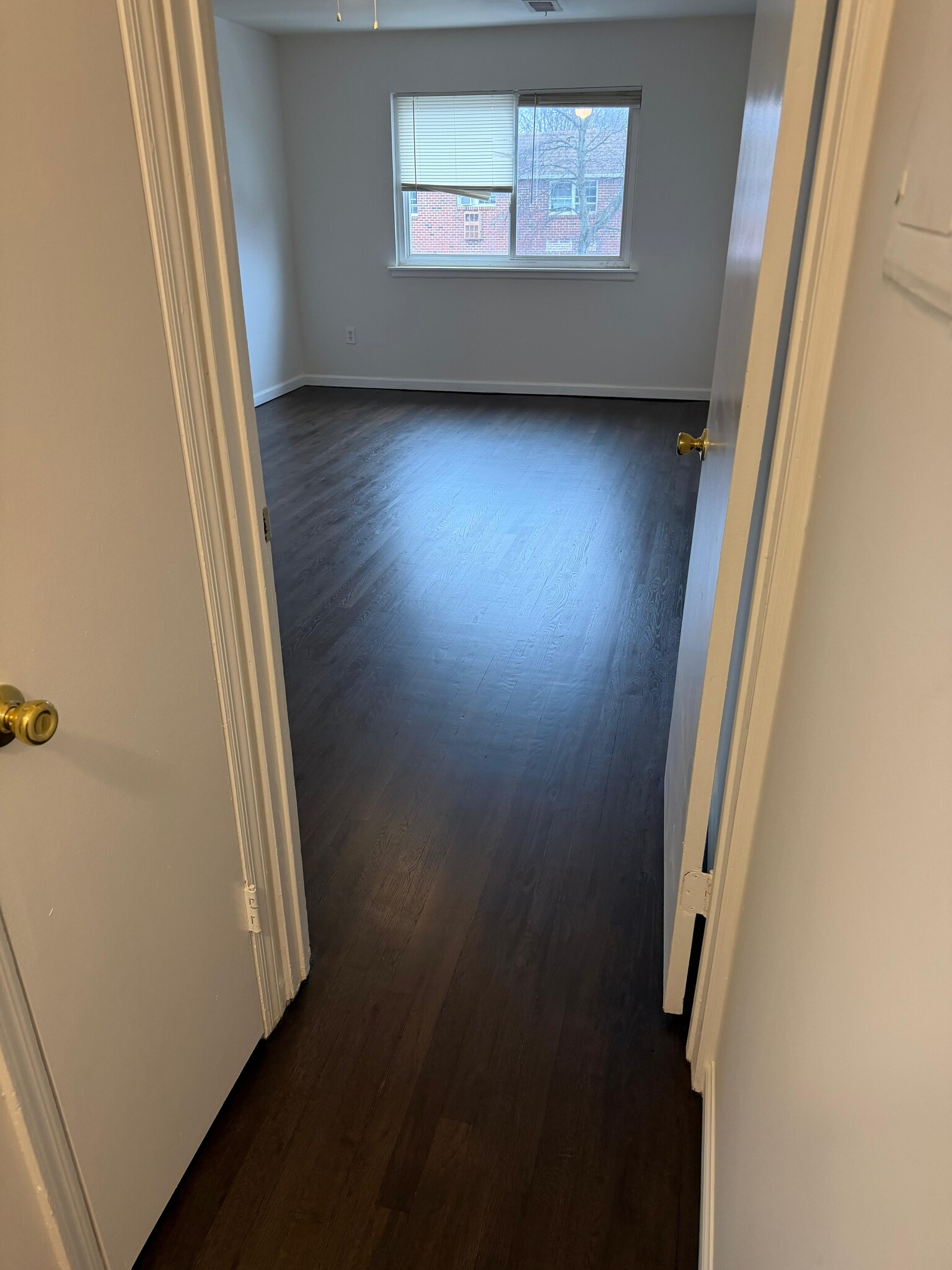 Building Photo - 288 College Dr