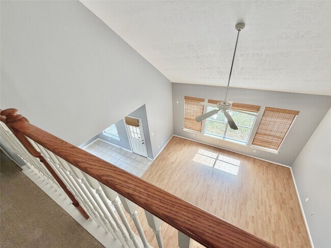 Building Photo - 24327 Lanning Dr