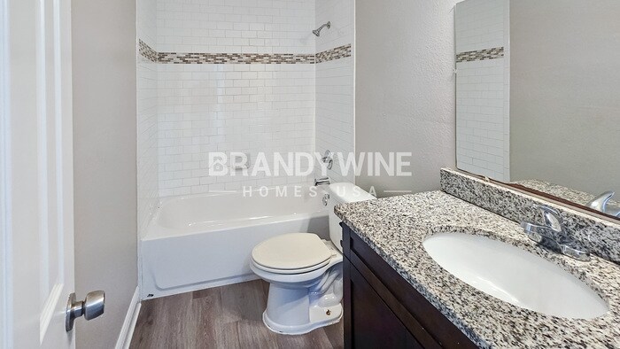 Building Photo - 1912 W Grace St