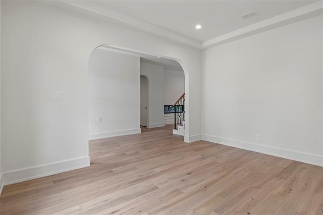 Building Photo - 5009 Wateka Dr