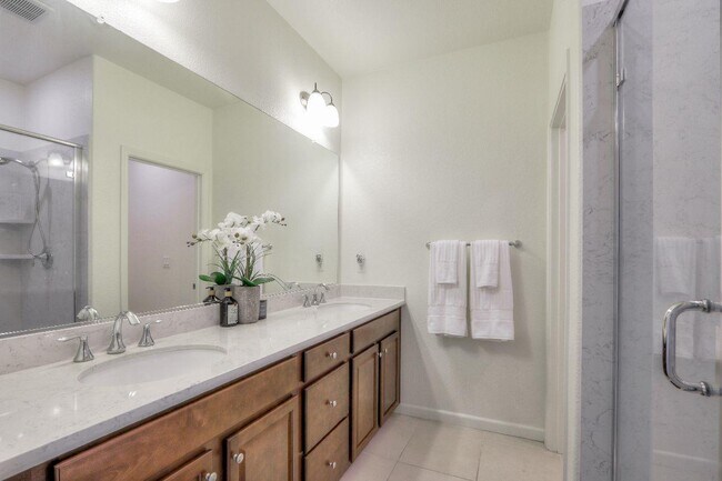Building Photo - 267 Montalcino Cir